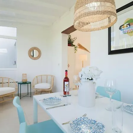 Lägenhet Luxurious A2 In A Quiet Complex With Pool 100m From The Sea *