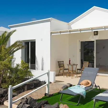 Apartamento Luxurious A2 In A Quiet Complex With Pool 100m From The Sea