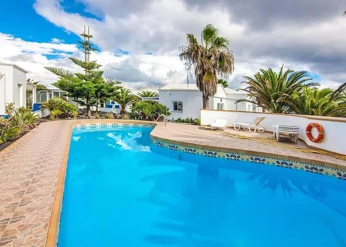 Luxurious A2 In A Quiet Complex With Pool 100m From The Sea Lägenhet