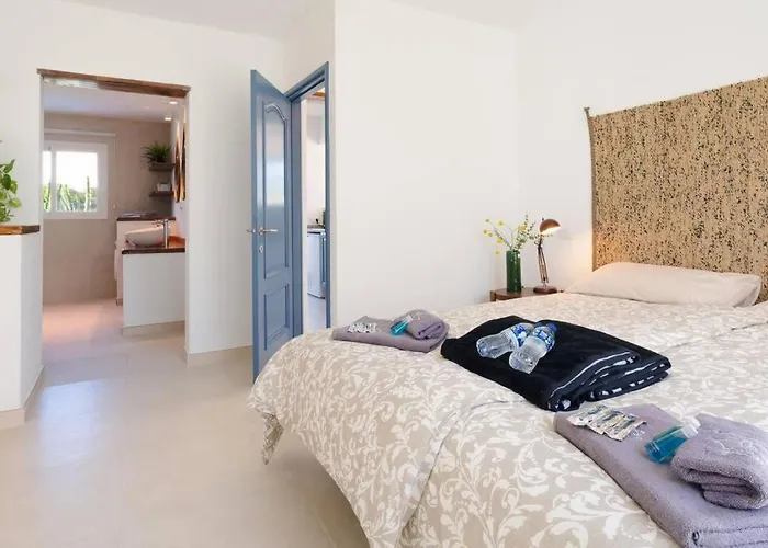 Lägenhet Luxurious A2 In A Quiet Complex With Pool 100m From The Sea *