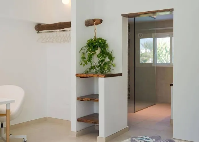 Luxurious A2 In A Quiet Complex With Pool 100m From The Sea