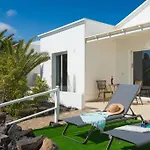 Luxurious A2 In A Quiet Complex With Pool 100m From The Sea Apartment *